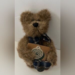 Boyds Bears 7” Giving Heart Valentine - With Tags And Button